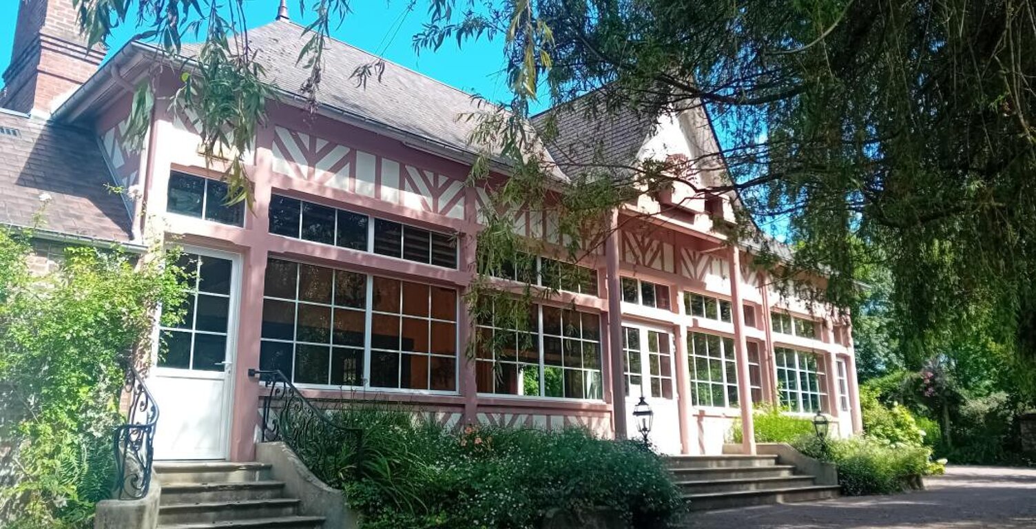 Ensemble immobilier Gîtes-Chambre d'Hôtes- événementiel à vendre-23 pièces Proche THURY-HARCOURT — photo 1