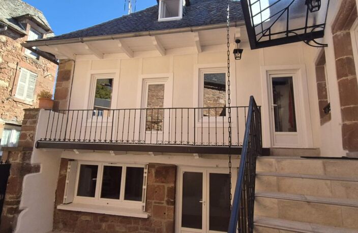   ENSEMBLE IMMOBILIER DE CARACTÈRE – 2 MAISONS – COUR INTÉRIEURE – TERRASSE ET JARDIN — photo 2