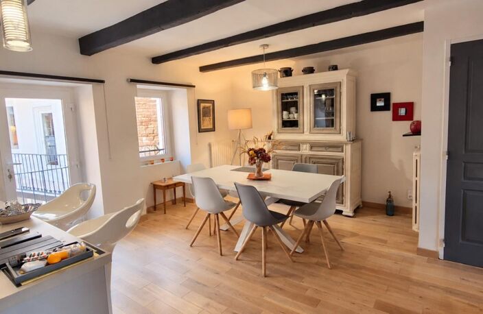   ENSEMBLE IMMOBILIER DE CARACTÈRE – 2 MAISONS – COUR INTÉRIEURE – TERRASSE ET JARDIN — photo 4