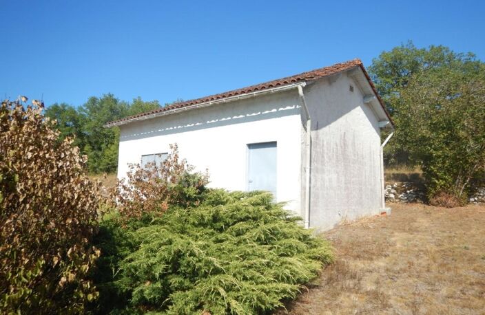 Terrain de loisir de 3 060 m² sur la commune de Cubjac-Auvezère-Val d'Ans (24) — photo 5