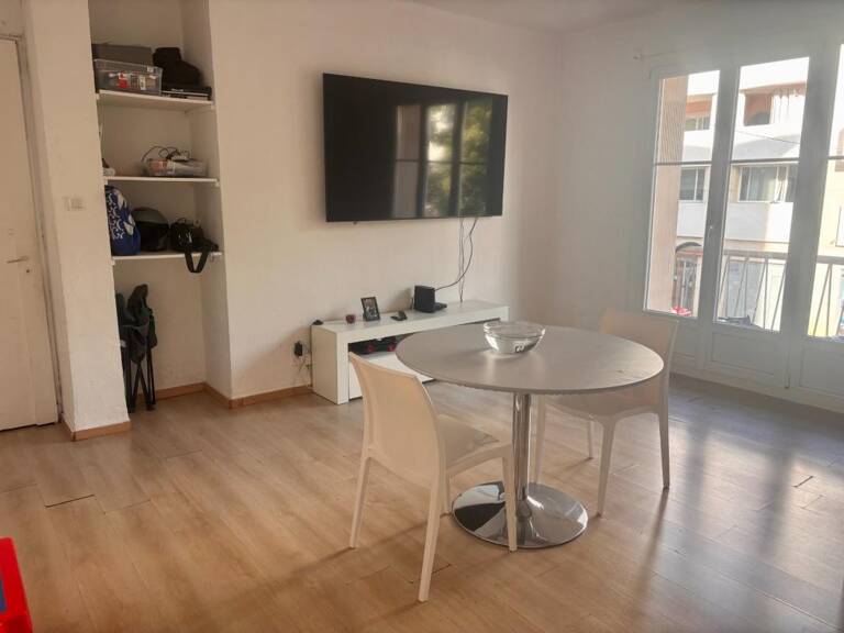 TOULON – Quartier Saint Jean du Var T3 LUMINEUX AVEC BALCON ET CAVE — photo 1