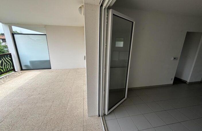 Appartement à vendre 2 pièces BOUCAU (64) et place de parking sous-terrain — photo 3