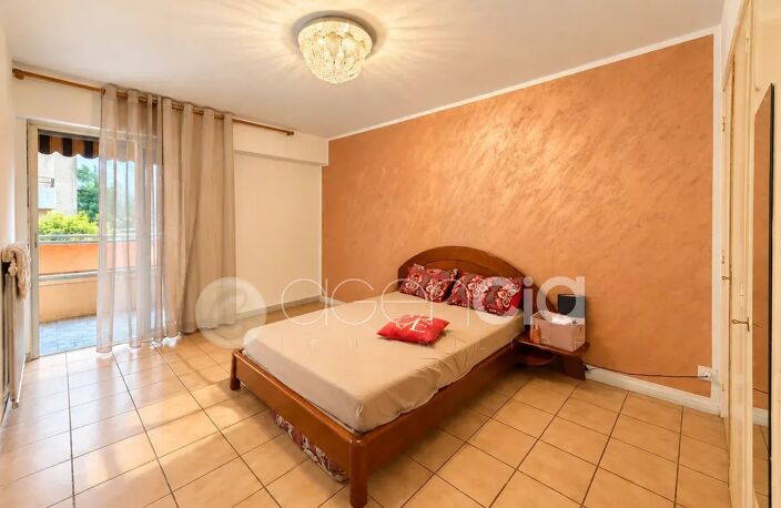 NOUVEAU appartement avec parking et cave — photo 4