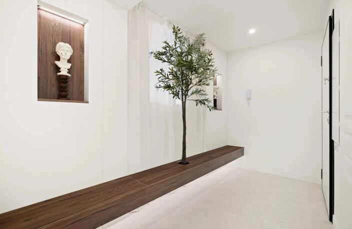 CHAMBRUN - SUBLIME REZ DE JARDIN 5P 100m² + GARAGE — photo 2