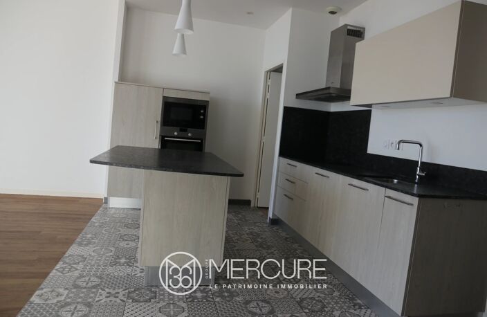 APPARTEMENT T2 BIS AVEC PATIO ET TERRASSE PANORAMIQUE — photo 5