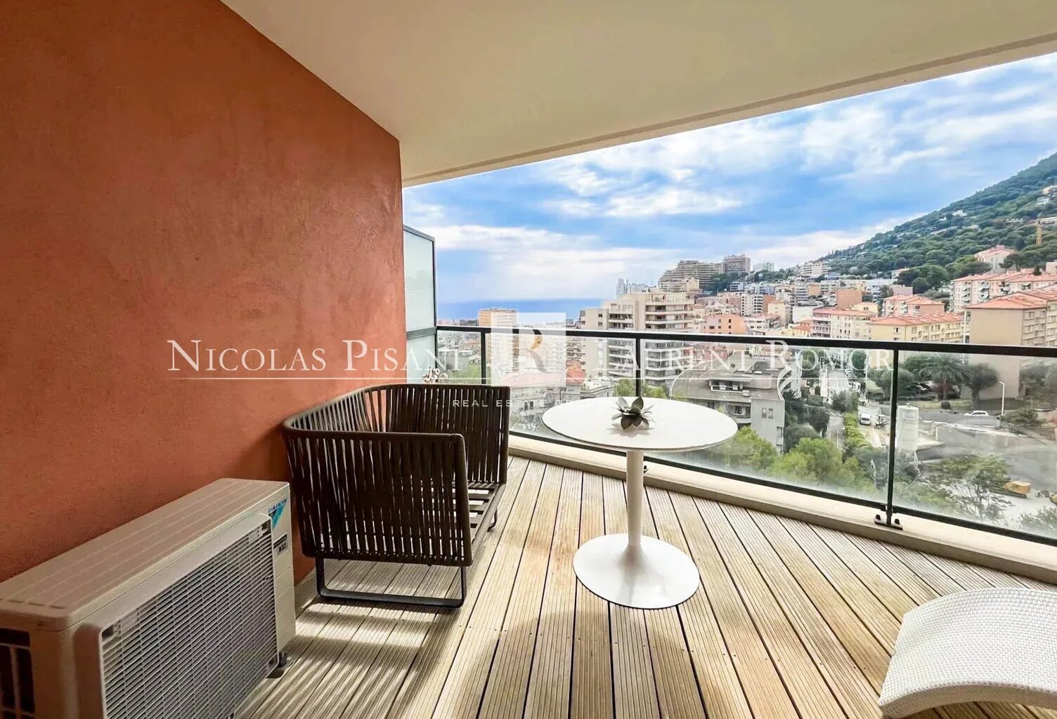 Appartement 2 pièces à Beausoleil - Résidence avec piscine — photo 1