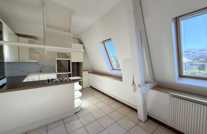 Vente appartement 4 pièces 96 m² Dijon (21000) — photo 3