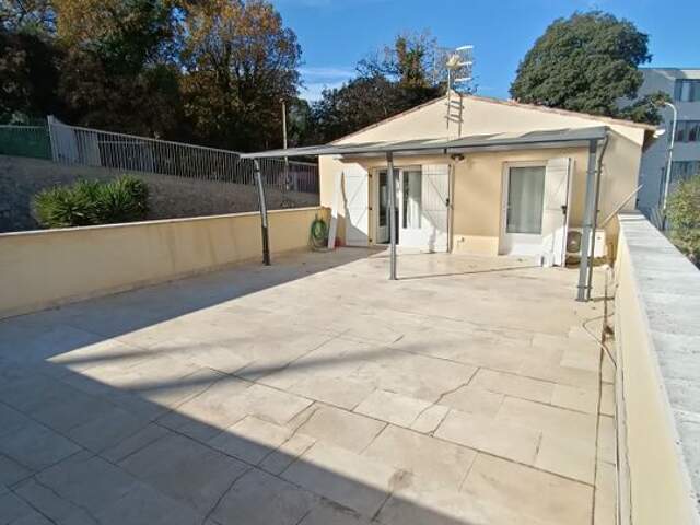 Appartement de 53m2 à louer sur Grasse — photo du bien