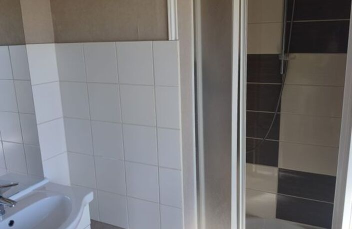Chambre de 14m2 à louer sur Aurillac — photo 5