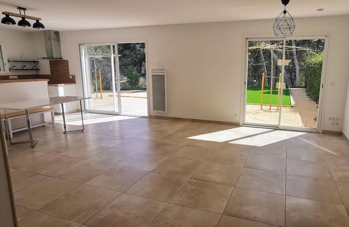 Maison de 118m2 à louer sur Ventabren — photo 5