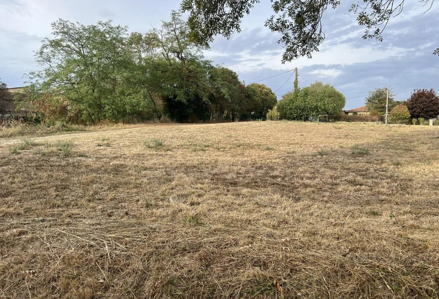 Terrain de 1170 M2 Proche PREIGNAN — photo 1