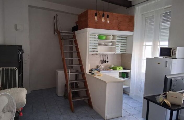 T2 — photo 2