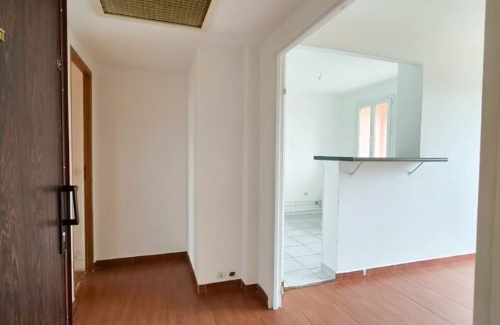 Exclusivité Bel Appartement 4 pièces NEUILLY SUR MARNE (93) 74,50 m2 avec Cave et stationnement — photo 2
