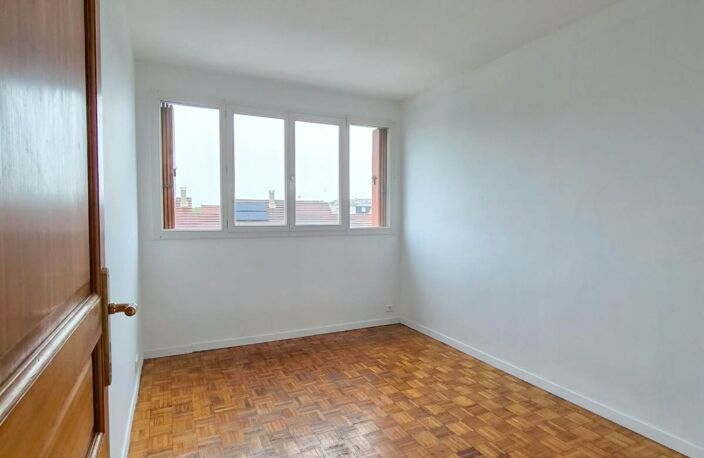 Exclusivité Bel Appartement 4 pièces NEUILLY SUR MARNE (93) 74,50 m2 avec Cave et stationnement — photo 4