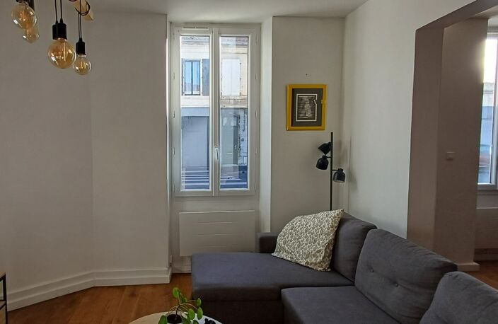 Maison à vendre 5 pièces  ANGOULEME centre 4 chambres, jardin — photo 3