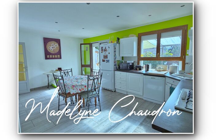 DOMAINE DU ROUSSAY – PLAIN-PIED – 3 CHAMBRES – PAC – ISOLATION EXTÉRIEURE – GARAGE — photo 3