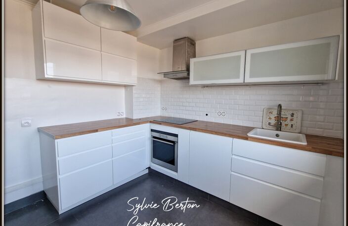 Location Tremblay en France, appartement T3 de 70 m² avec grand jardin commun — photo 2