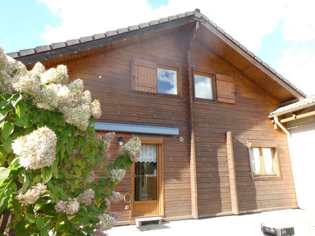 RUPT SUR MOSELLE (88) Chalet T6 de 104m² sur sous-sol  +garage extérieur, terrain 700m² environ — photo du bien