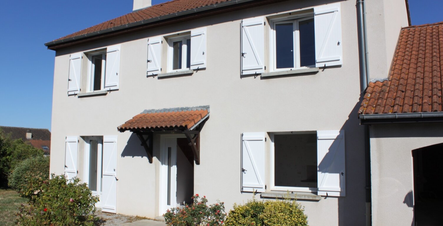 Maison à vendre 8 pièces MONTLUCON (03) — photo 1