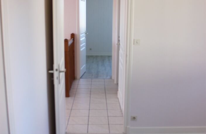 Maison à vendre 8 pièces MONTLUCON (03) — photo 4