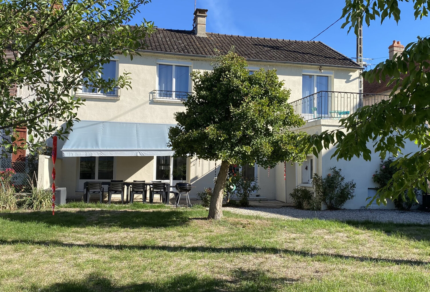 Maison entièrement rénovée – Charme, confort et tranquillité à la campagne -4 chambres- Jardin-GUILLON (89) — photo 1