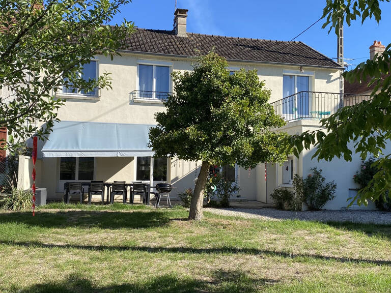 Maison entièrement rénovée – Charme, confort et tranquillité à la campagne -4 chambres- Jardin-GUILLON (89) — photo 1