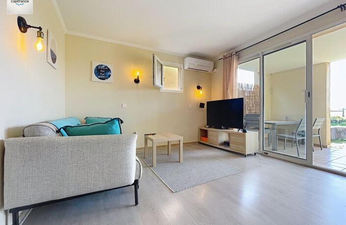 Appartement en Rez-de-jardin entièrement rénové vue LAC , 2 chambres , Climatisé avec Place de Parking — photo 4