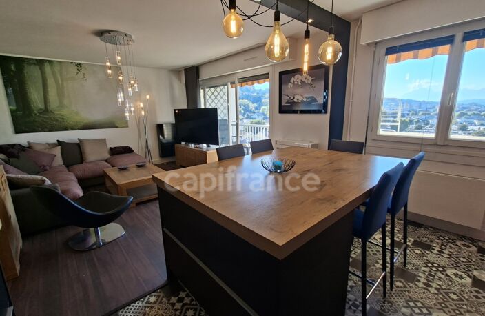 Apt 4 pièces, Dernier étage, vue panoramique, garage, cave, local vélo !! — photo 4