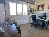 Apt 4 pièces, Dernier étage, vue panoramique, garage, cave, local vélo !! — photo 2