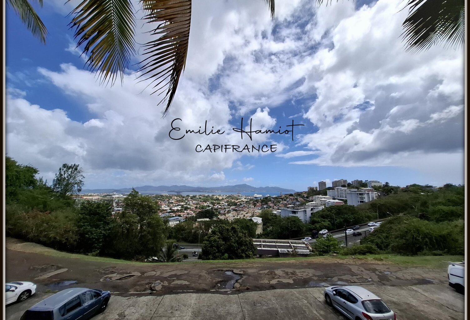 A louer - Appartement 2 pièces avec vue mer - Fort de France — photo 1