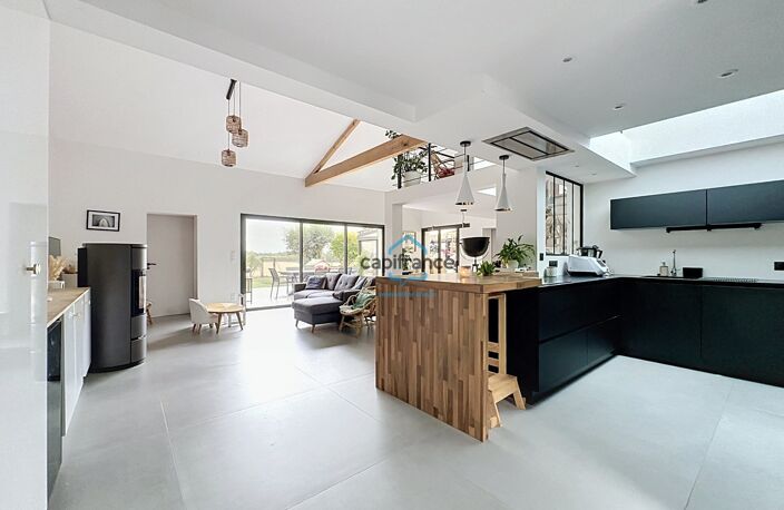 Maison à vendre, Nieul-sur-Mer, 136m2 avec jardin, garage et studio indépendant — photo 3