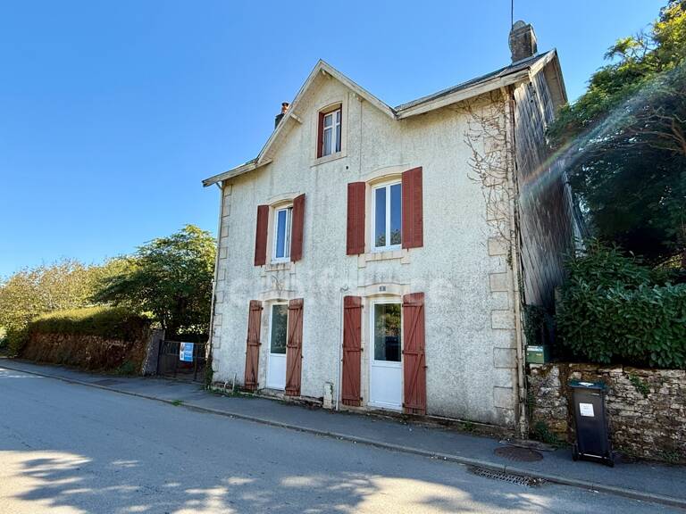   VERRUYES – Maison avec jardin sans vis-à-vis et beau potentiel d’aménagement — photo 1