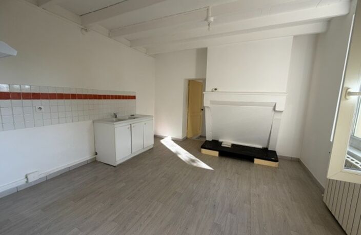 Immeuble à vendre LAMOTHE LANDERRON (33) — photo 3