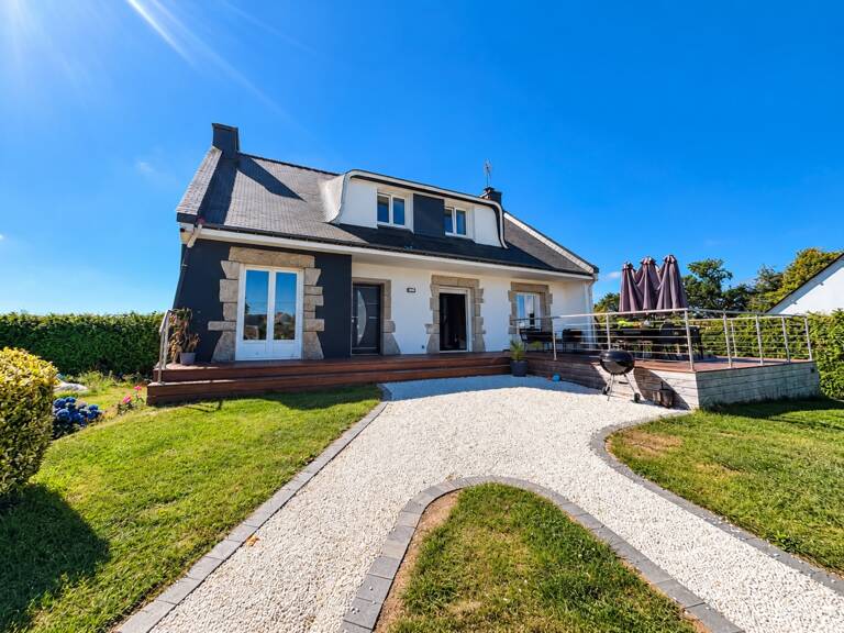 NAIZIN – BELLE MAISON FAMILIALE 168 M² – 7 CHAMBRES – TERRAIN 2 855 M² – SOUS-SOL COMPLET AVEC ESPACE INDÉPENDANT — photo 1