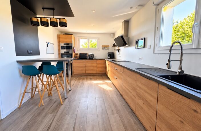 NAIZIN – BELLE MAISON FAMILIALE 168 M² – 7 CHAMBRES – TERRAIN 2 855 M² – SOUS-SOL COMPLET AVEC ESPACE INDÉPENDANT — photo 4
