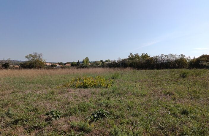 à vendre TERRAIN CONSTRUCTIBLE SAINT MARTIN DE SAINT MAIXENT (79) en EXCLUSIVITÉ CAPIFRANCE — photo 3