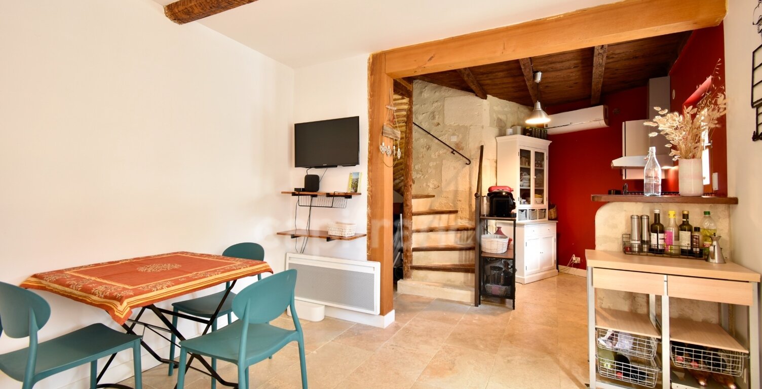 Maison à vendre 2 pièces FONTVIEILLE (13) — photo 1