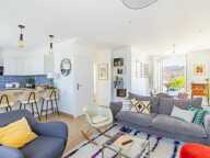 Maison totalement rénovée avec 3 ou 4 chambres et dépendances — photo 2