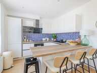 Maison totalement rénovée avec 3 ou 4 chambres et dépendances — photo 4