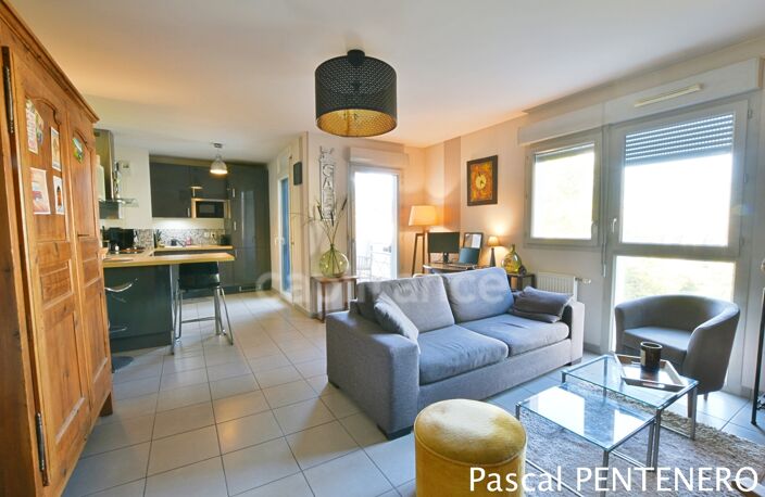 T2 de 49 m² avec terrasse – résidence de 2012 – Vénissieux — photo 2