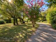 EXCLUSIVITÉ – BELLE DEMEURE DE CARACTÈRE AVEC GRAND PARC ET PISCINE AU CŒUR DE MEYSSAC — photo 3