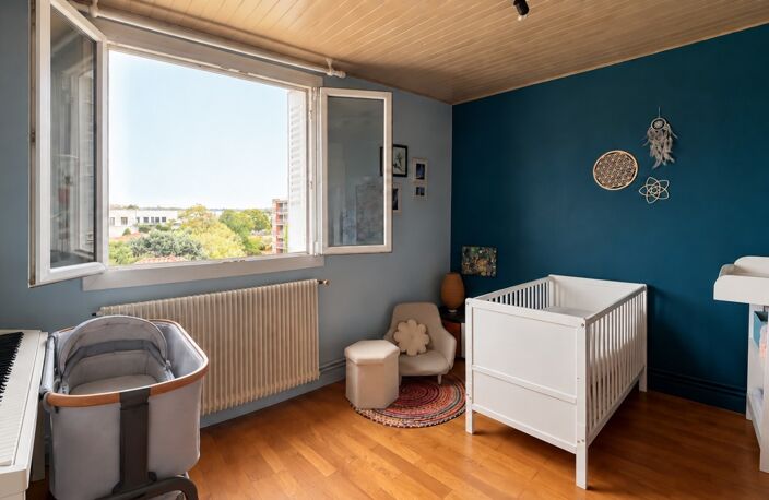 Caluire (69)– Votre premier achat avec vue sur Lyon et balcon — photo 5