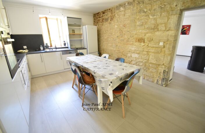 BARJAC – Maison de village soigneusement rénovée – 66 m² – Garage voûté — photo 4