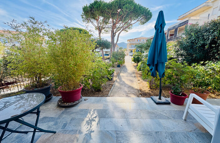 ALGAJOLA – T2 esprit maison, jardin et terrasses à 300 m de la plage — photo 3