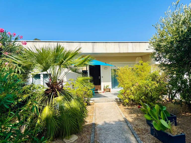 ALGAJOLA – T2 esprit maison, jardin et terrasses à 300 m de la plage — photo 1