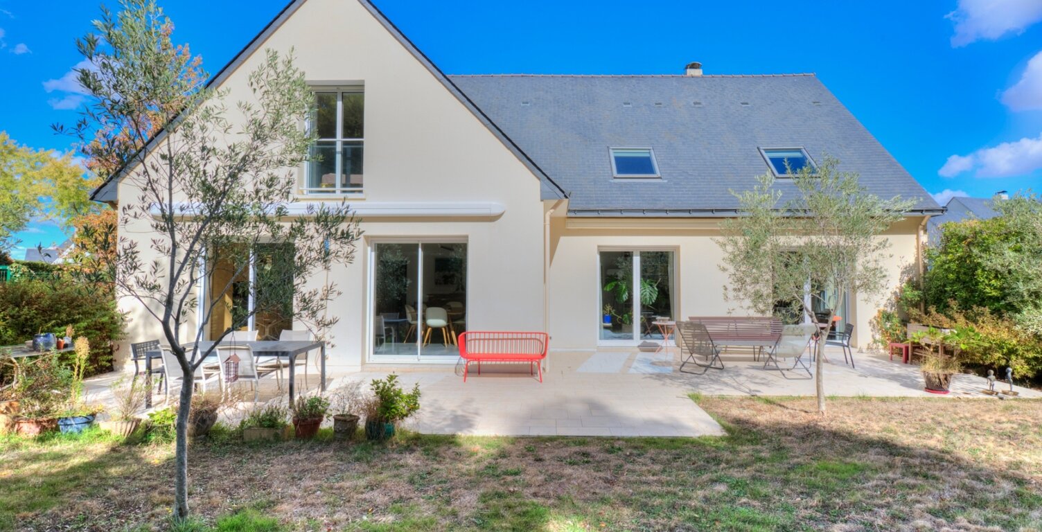 Maison contemporaine de standing dans un environnement très privilégié ! — photo 1