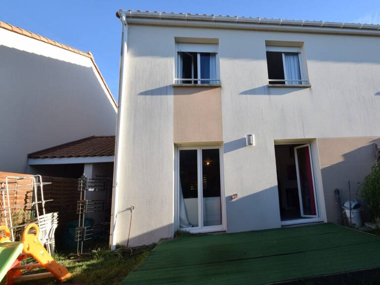 Maison 4 pièces garage jardin ensoleillé — photo 1
