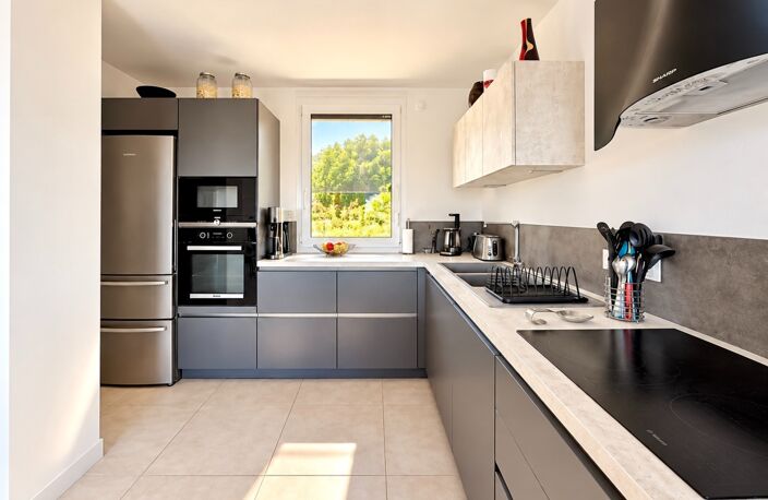 VIUZ-LA-CHIÉSAZ (74) – APPARTEMENT T4 DE 100 M² – DERNIER ÉTAGE – TERRASSE DE 33 M² — photo 4