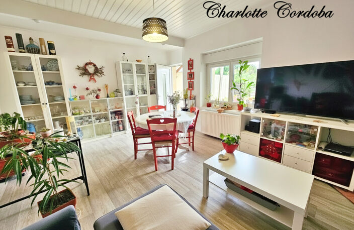 Maison de ville de 80 m², 3 pièces avec jardin et terrasse — photo 2