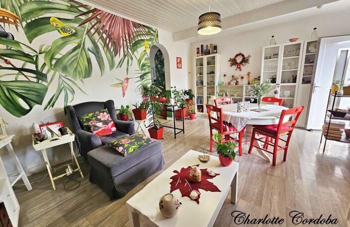 Maison de ville de 80 m², 3 pièces avec jardin et terrasse — photo 3